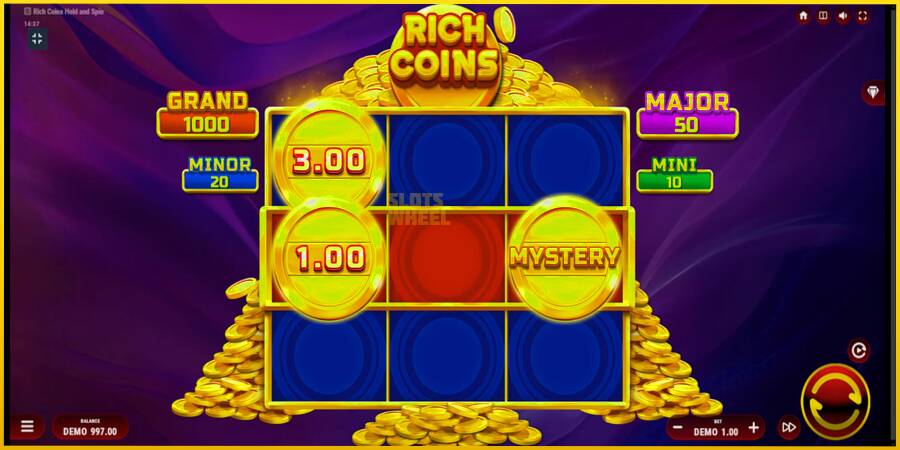 Картинка 2 ігрового апарату Rich Coins Hold and Spin